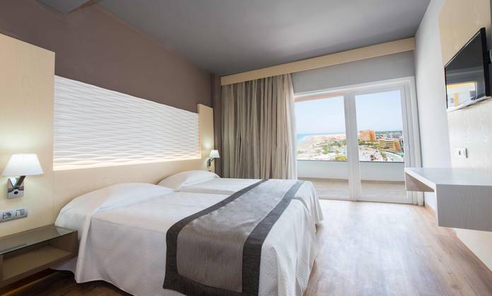 Suite with sea view HL Suitehotel Playa del Ingles**** Hotel Gran Canaria